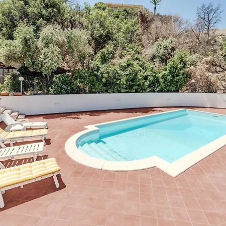 Pool & Panoramic - 9 Mins Center Villa Palermo